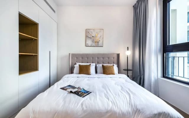Stylish 2BR in La Rive 2 - photo 2