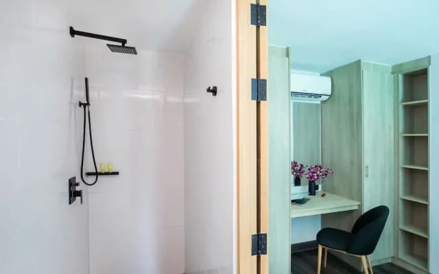 NaiHarn Duplex with Pool Access UTL A102 - photo 3