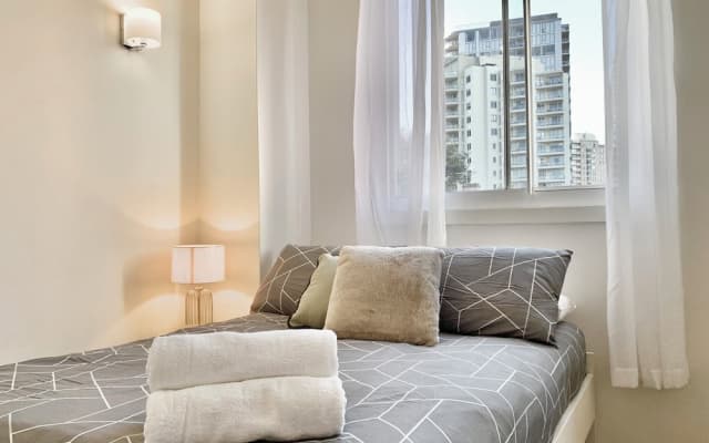 Central Bondi Getaway - up to 8 Guest - photo 2