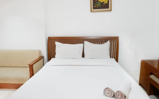 Pool View Studio Apartment Tamansari Sudirman - photo 2