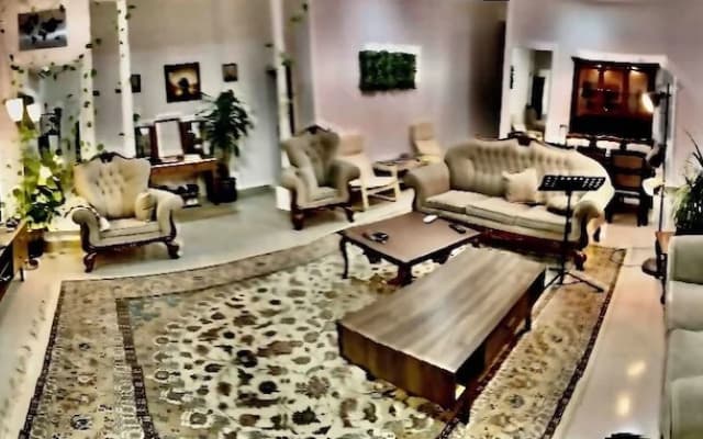 Shearing With Owner 5-bed Apartment in Sib - photo 3