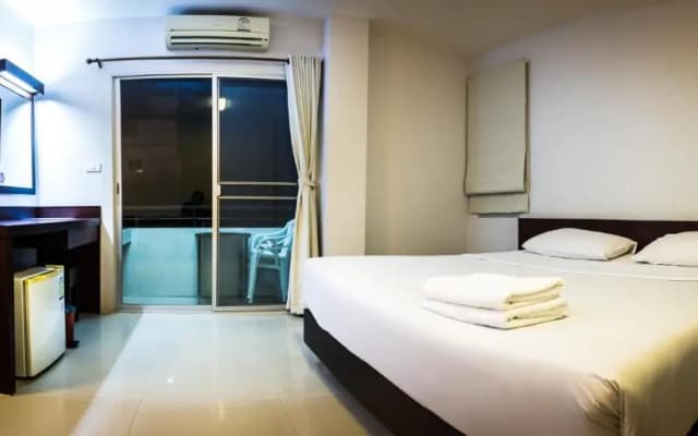 Sunshine Hostel Hua Hin - photo 4