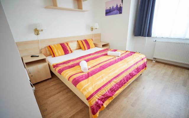 University Hotel - photo 3