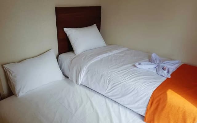 Apatel Elpis Residences 09B05 - photo 2