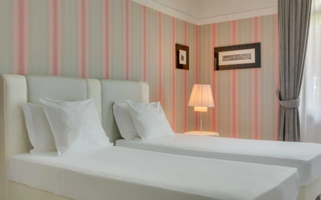 Grand Hotel Palace Rome - photo 4