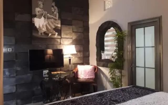 Jerry's Guest House - photo 5