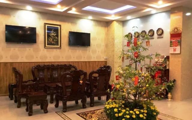 Thi Long Phung Hotel - photo 2