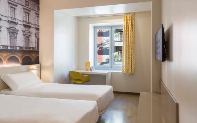 B&B Hotel Milano Central Station - photo 3