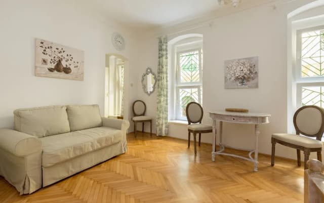 Vintage Style Apartment - photo 4