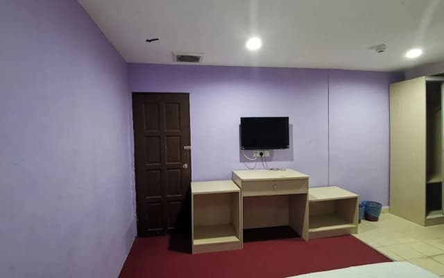 Hotel Dragon Inn - photo 4
