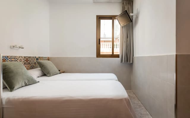 Hostal Baler - photo 4