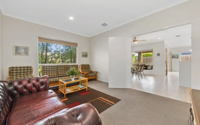 Modern Beachside 5 Bedrooms - photo 4