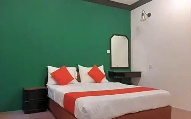 G City Hotel - photo 3