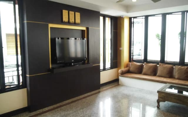 Baan Chalelarn Hotel - photo 3