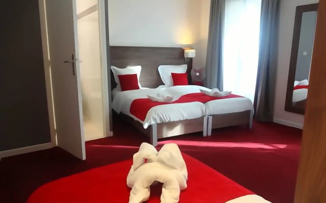 Hotel La Perle Montparnasse - photo 4