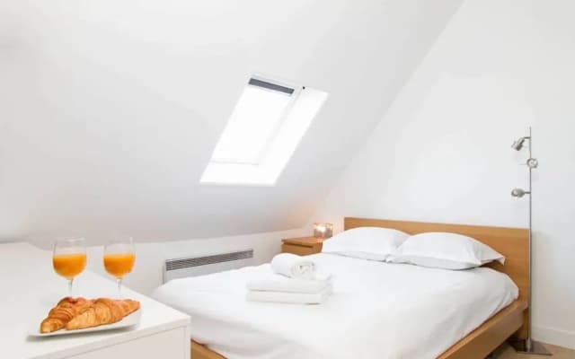 Central Paris - City Views Apartment - photo 3