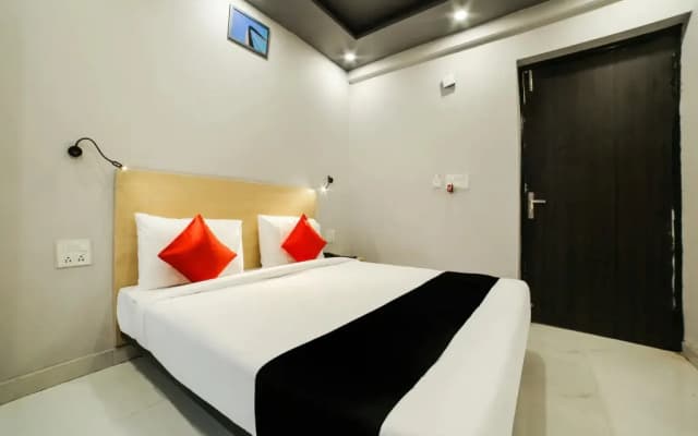 Rohil Residency by OYO Rooms - photo 5