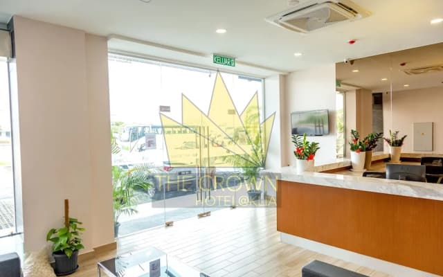 The Crown Hotel Klia - photo 2