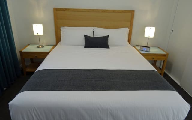 Fawkner Executive Suites & Serviced Apartments - photo 5