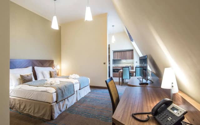 Merchant's Crown Suites and Spa - photo 5
