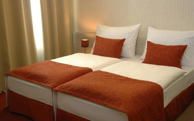 Star Hotel by Mellow Mood Hotels - photo 2
