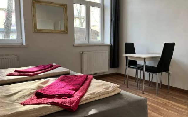 Cozy 3BR shared Apt. Wien Simmering - photo 2