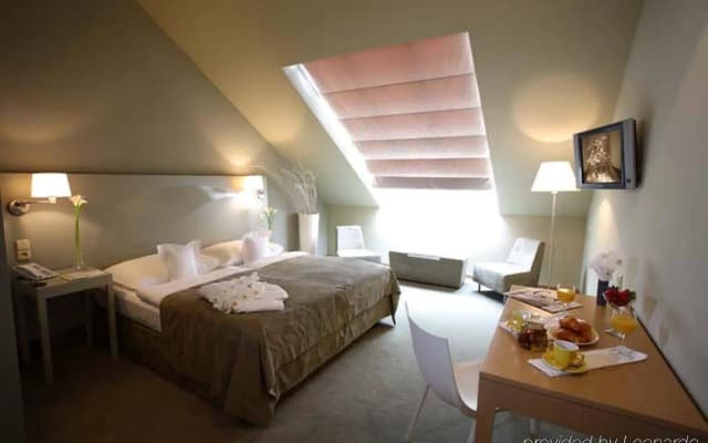 Grandium Hotel Prague - photo 4
