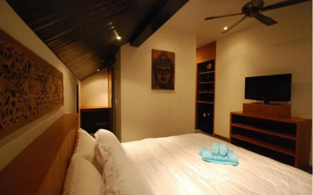 Villa Chok in beachfront villa resort - photo 4