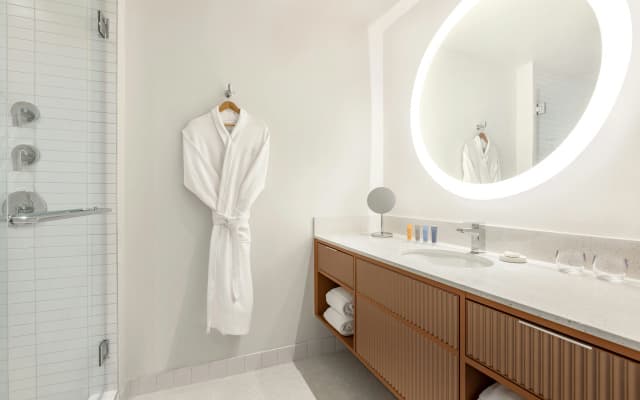 Lake Nona Wave Hotel - photo 4