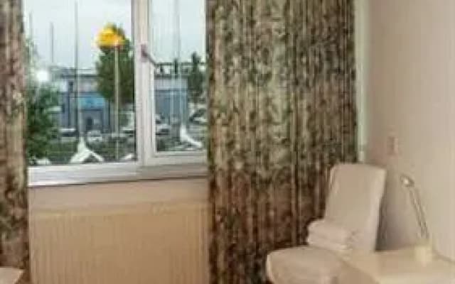 Ijplein Bed and Breakfast - photo 5