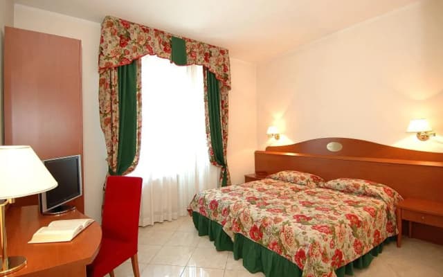 Hotel Ambasciata Venice - photo 4