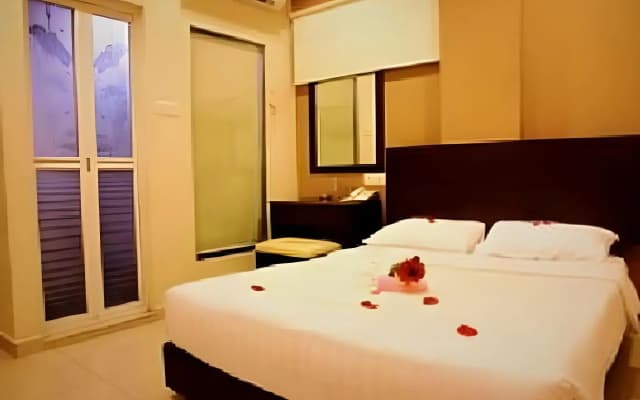 De Era Hotel - photo 3
