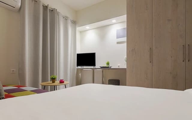 Modern Athens Studio by Cloudkeys - photo 4