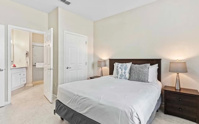 First Floor Vista Cay Condo W/free Resort Access! - photo 2