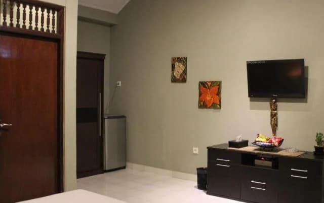 Ucix Studio Seminyak - photo 2