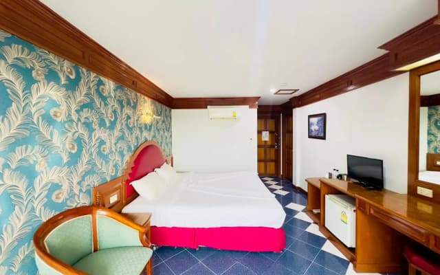 Lime Hotel - photo 2