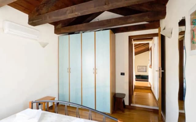Romantic Rialto Apartment - photo 2