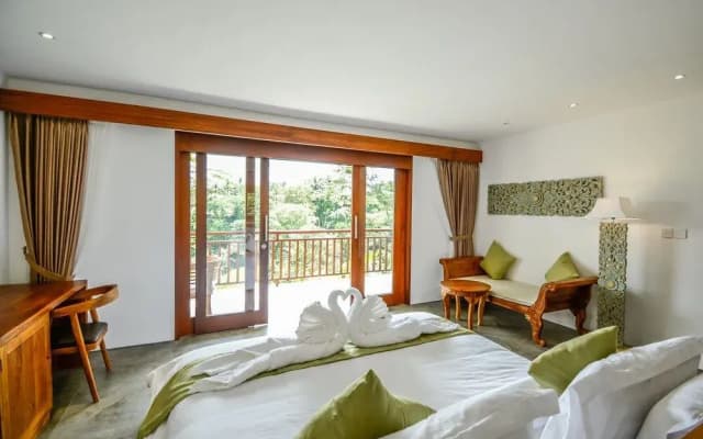 The Pandora Hotel - photo 2