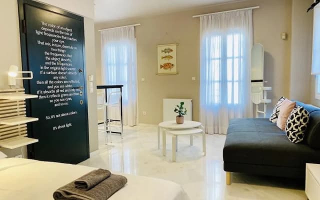 Luxury Studio in Historical Center, Syntagma-Plaka - photo 4