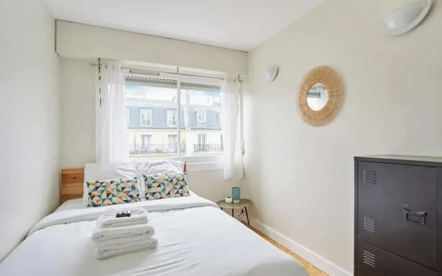 2 Bedroom Flat Centre de Paris - Eiffel Tower View - photo 4
