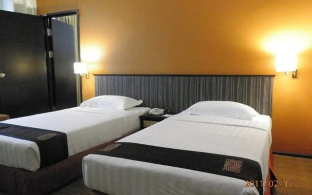 Hotel Seri Malaysia Lawas - photo 4