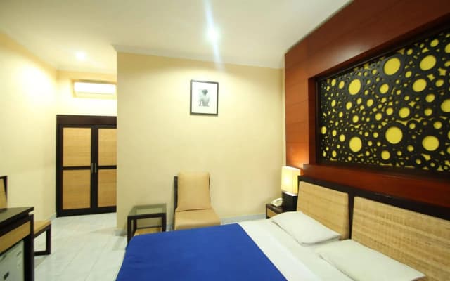 Lusa Hotel - photo 4