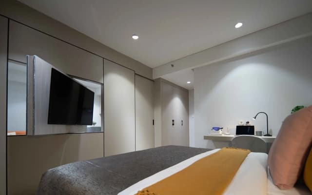 The Day Residence - photo 5