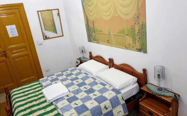 Sunshine Hostel - photo 5