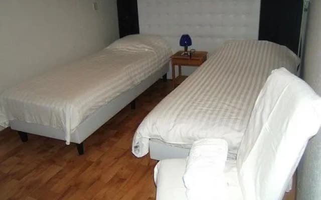 Ijplein Bed and Breakfast - photo 4
