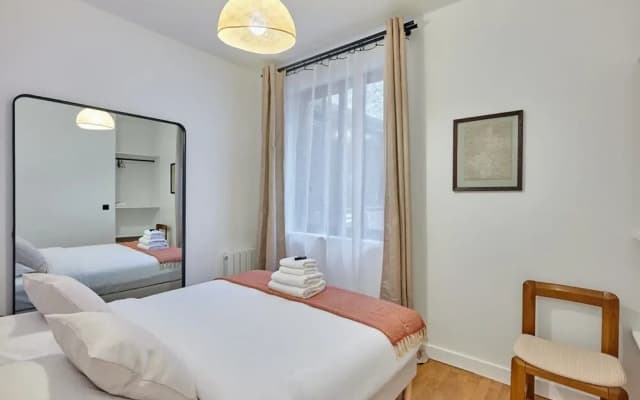 Charming & Modern Apartment Center of Paris - photo 4