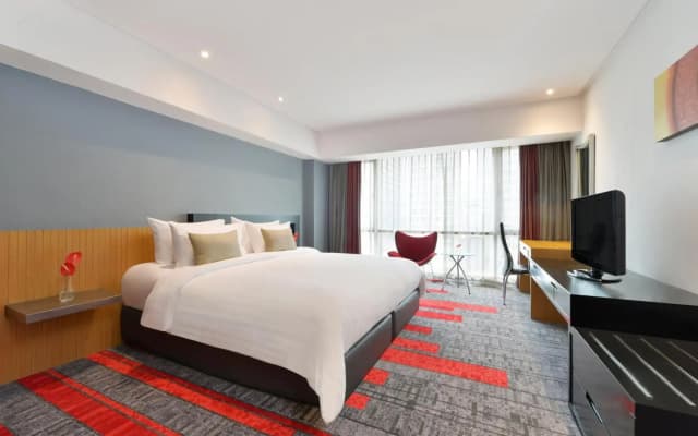BelAire Bangkok Hotel - photo 4
