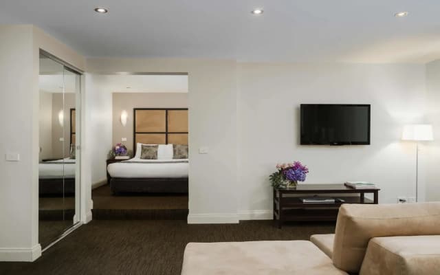 Crowne Plaza Melbourne Carlton by IHG - photo 4
