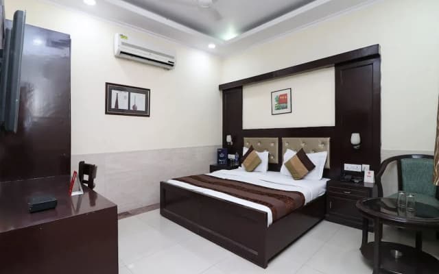 OYO 377 Hotel Excellent - photo 3