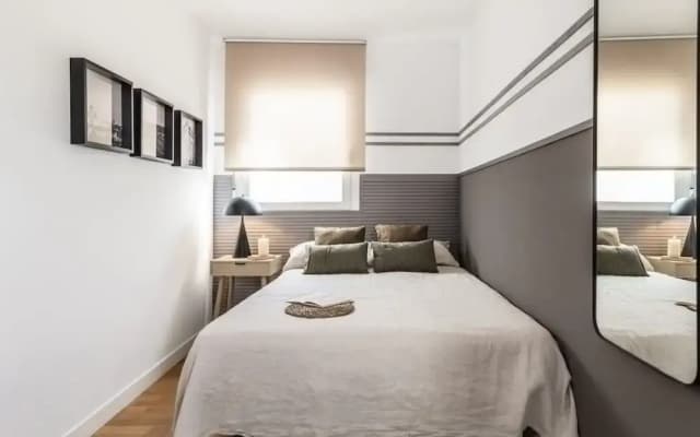 Oeste - 2 Bedrooms in Chueca - photo 4